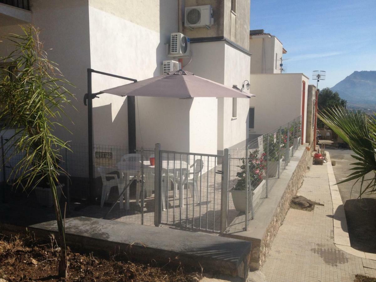 קוסטונאצ'י Casa Vacanza Nonna Sarina מראה חיצוני תמונה